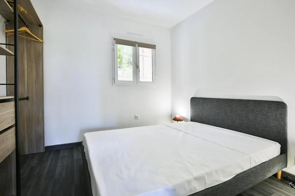 Hébergement de vacances Villa Superbe 2 pièce tout confort , PISCINE /AC/PARKING à Villefranche-sur-Mer France