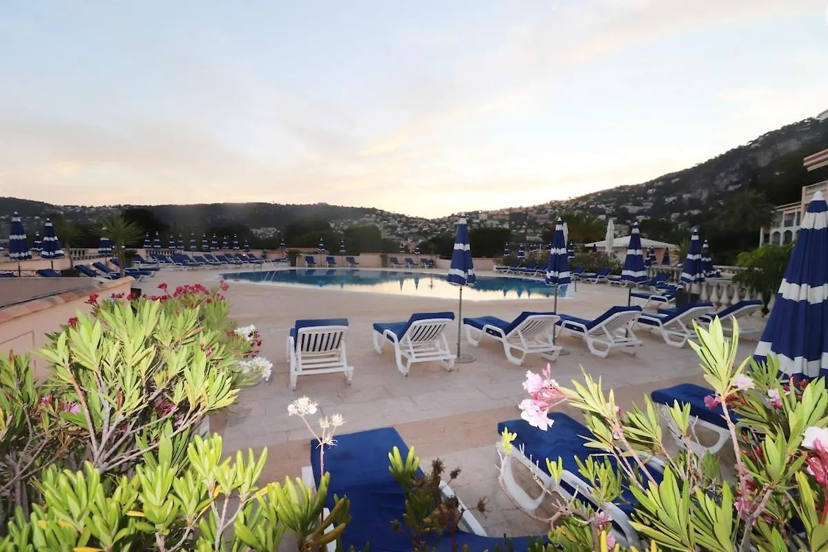 Villa Superbe 2 pièce tout confort , PISCINE /AC/PARKING à Villefranche-sur-Mer France